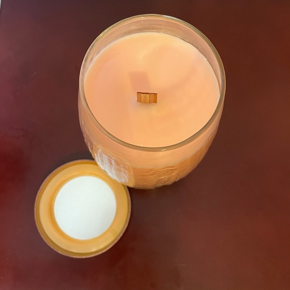 NEW YANKEE CANDLE PURE RADIANCE WHITE SUGAR & CITRUS ZEST 22 oz - Picture 8 of 10